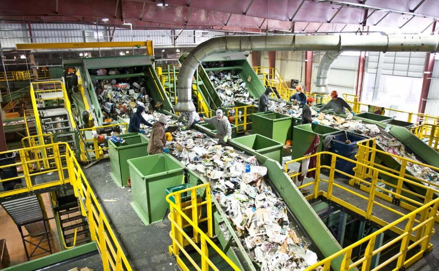 Anambra govt signs $1.1 million deal to build waste recycling plant